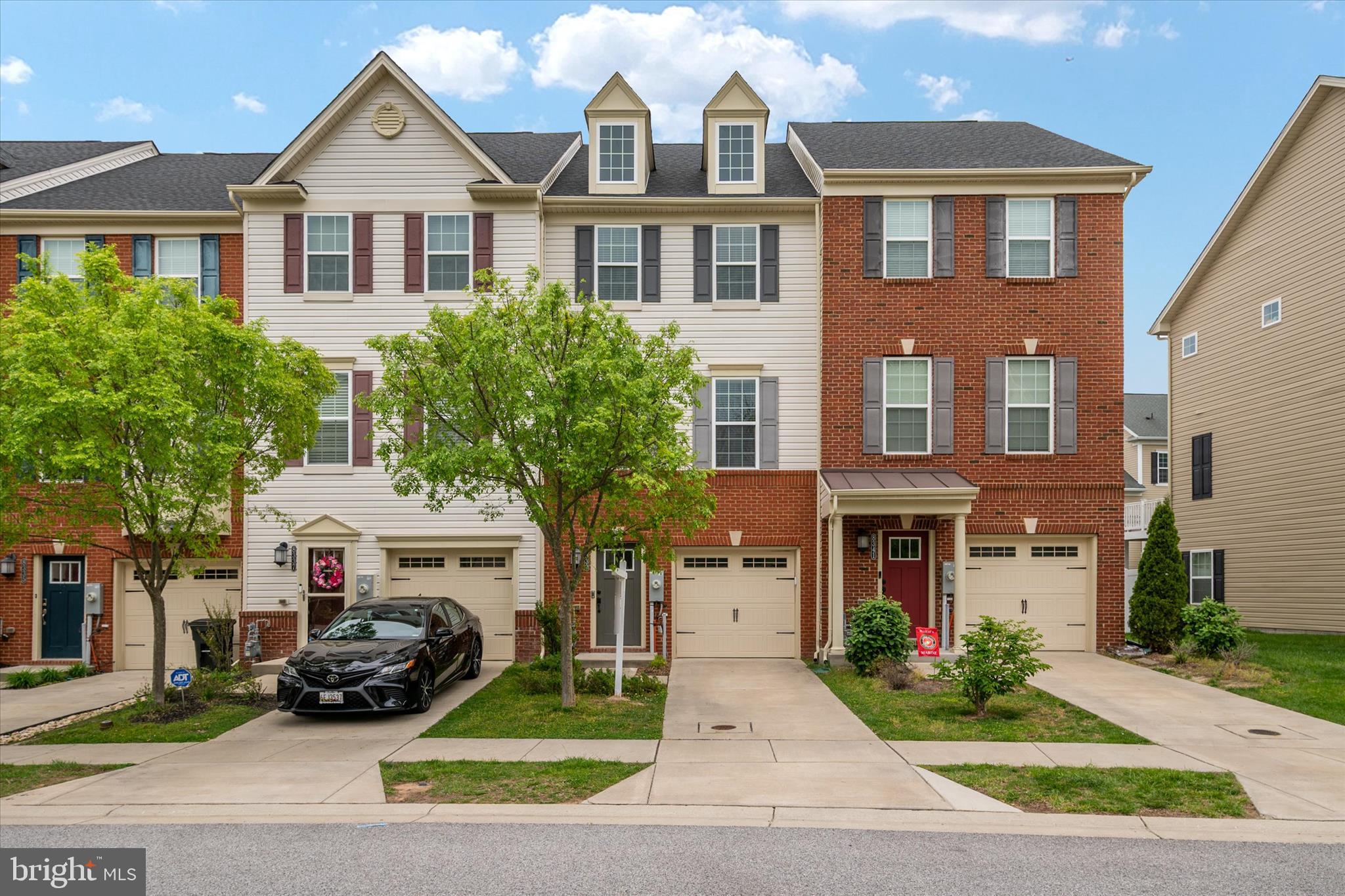 CREEKSTONE VILLAGE - Residential