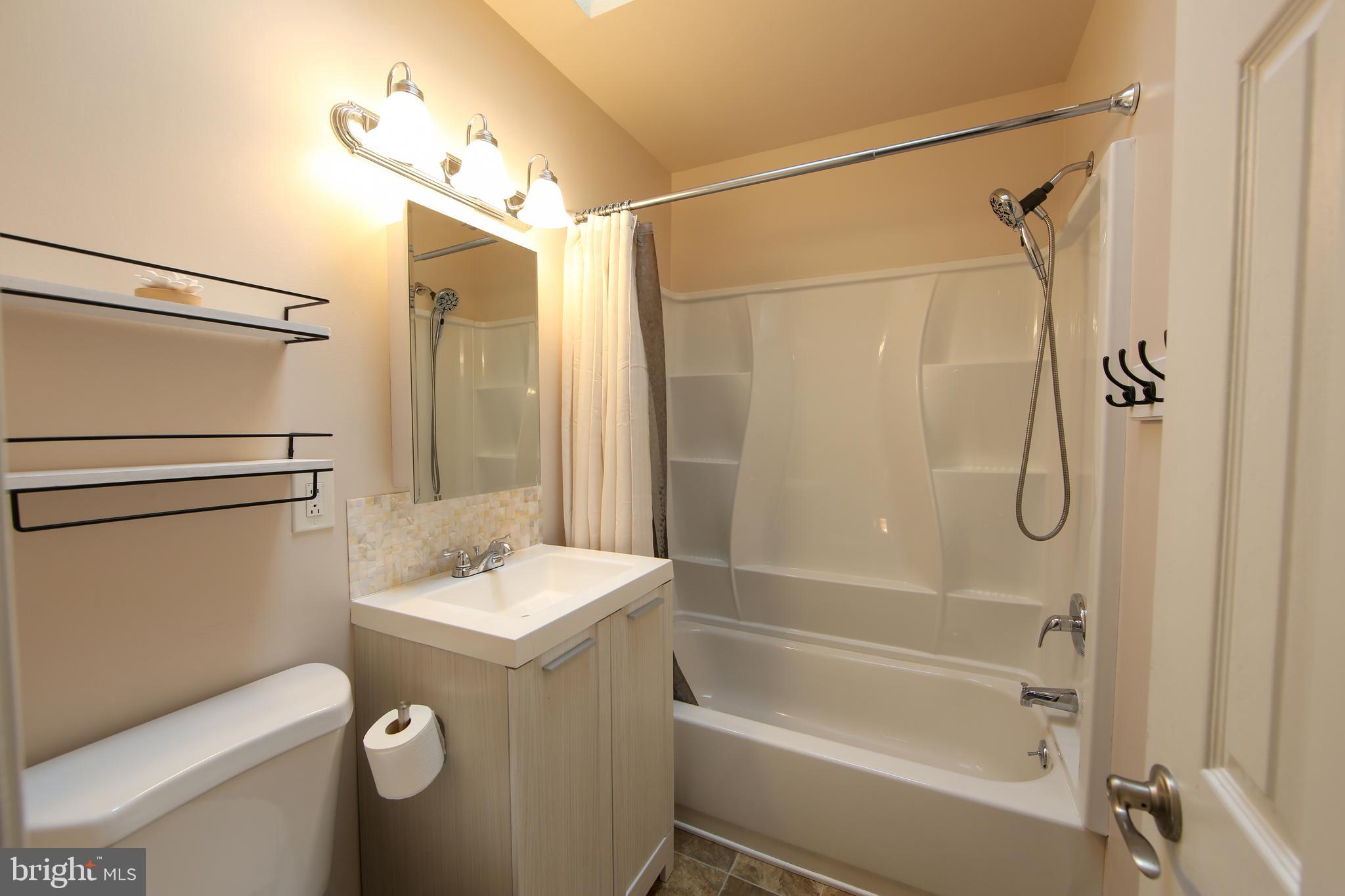 NORRIS HILLS CT - Residential