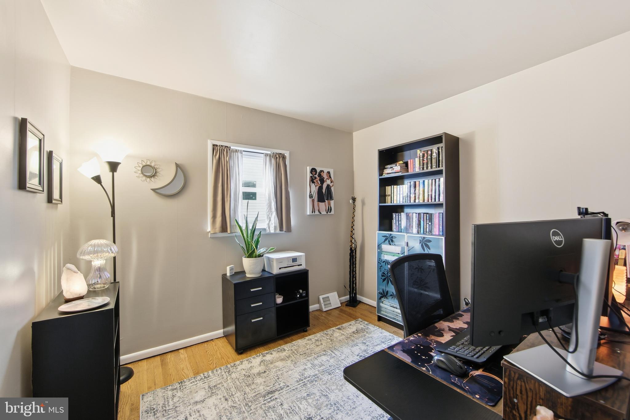 NORRIS HILLS CT - Residential