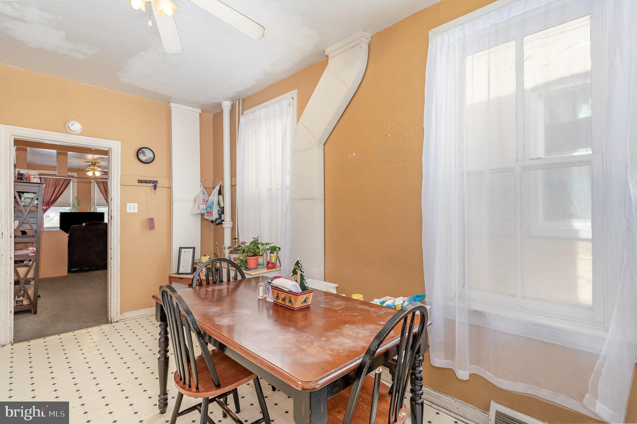 NORTH YORK BORO - Residential