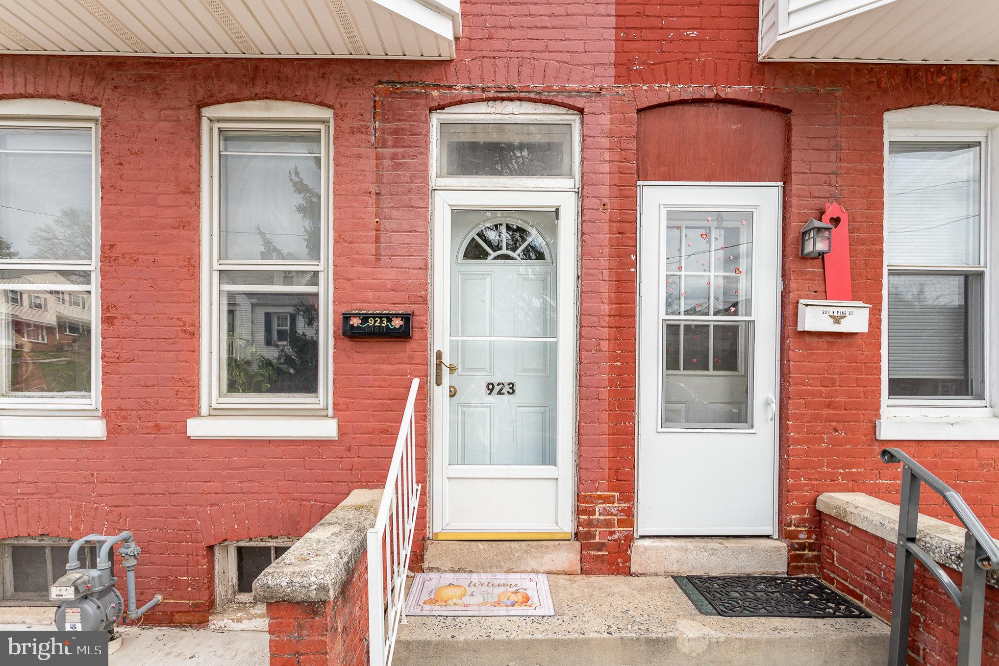 NORTH YORK BORO - Residential