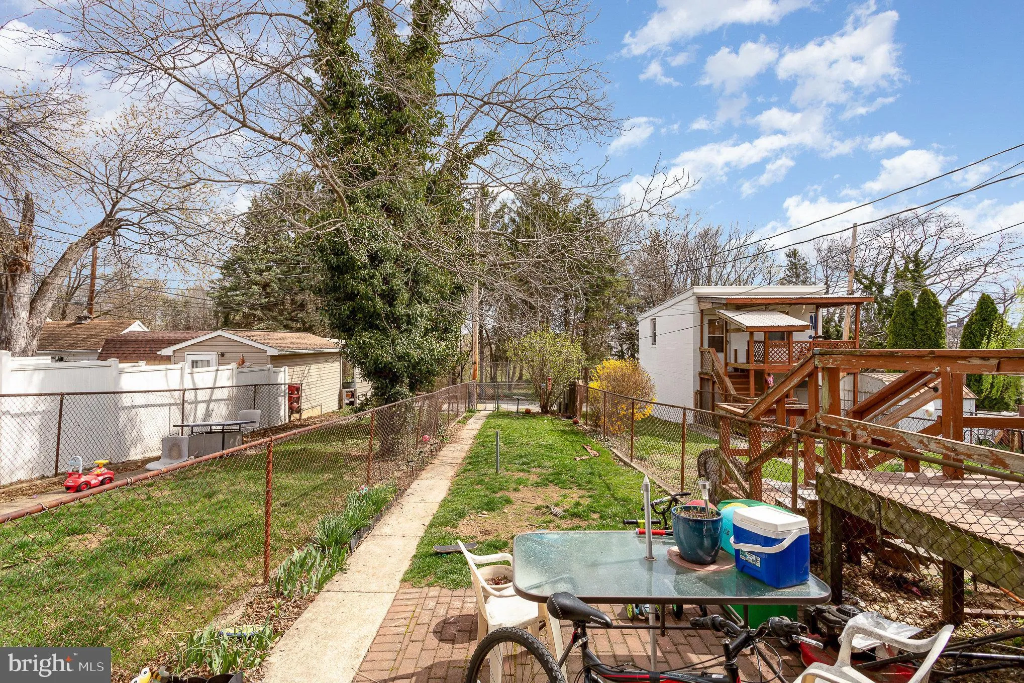 York, Pennsylvania 17404, United States, 3 Bedrooms Bedrooms, ,1 BathroomBathrooms,Residential,Pending,100922