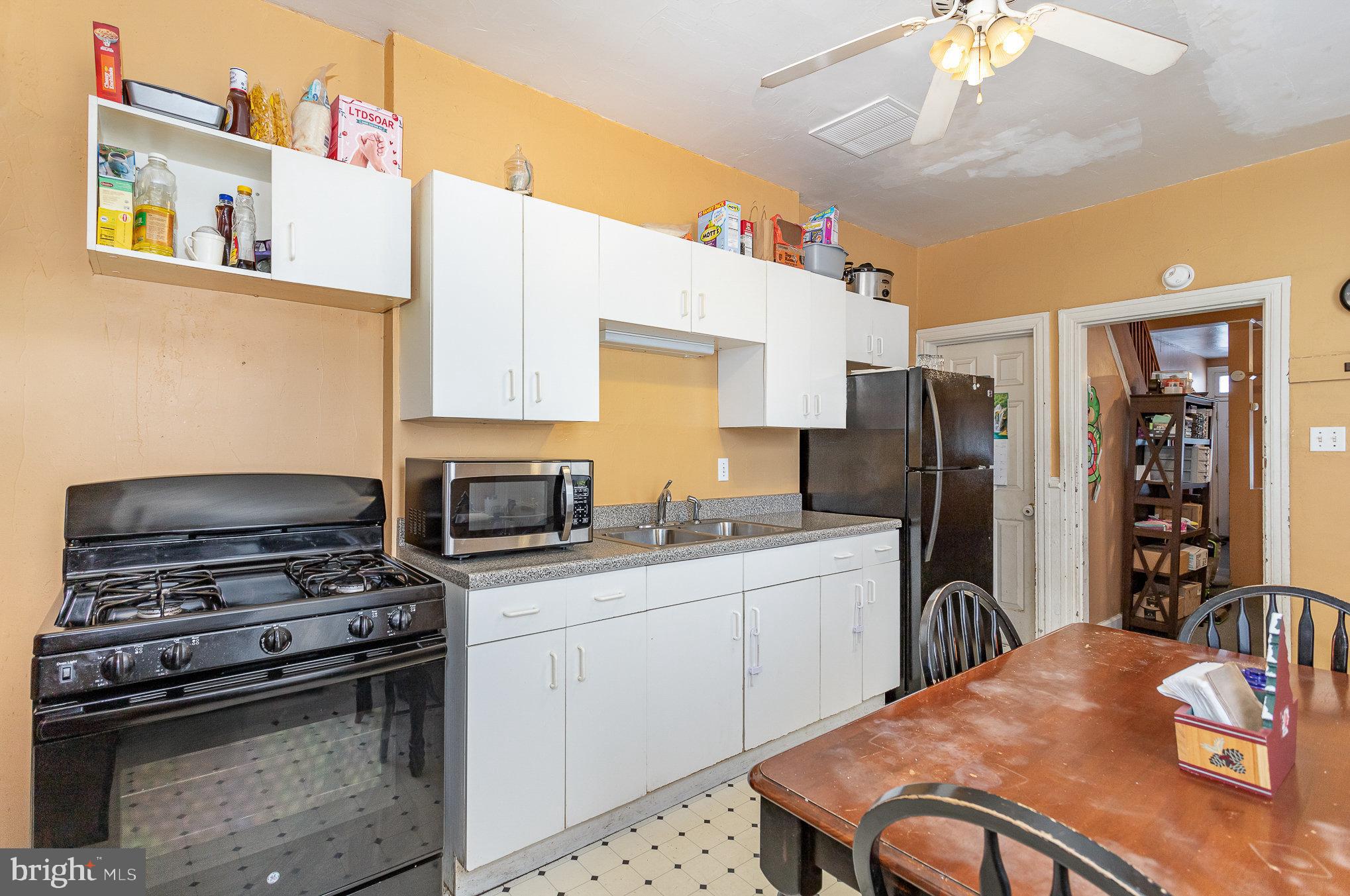 NORTH YORK BORO - Residential