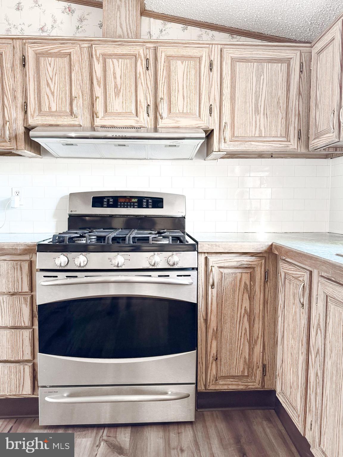 BLUE BELL MOBILE HOME PARK - Residential