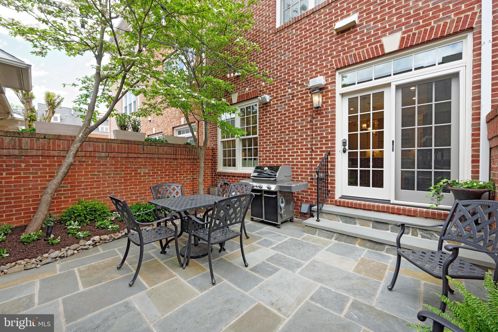 GARRETS MILL - Residential