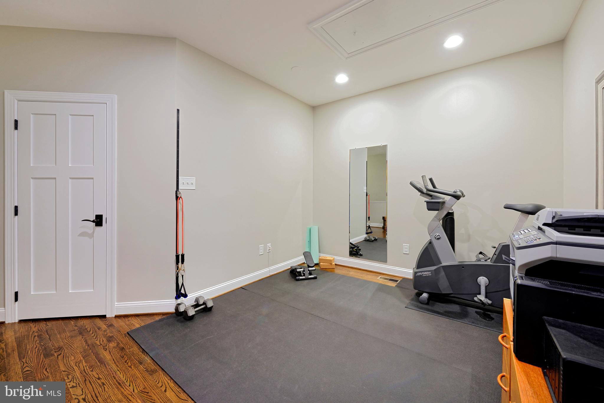 GARRETS MILL - Residential