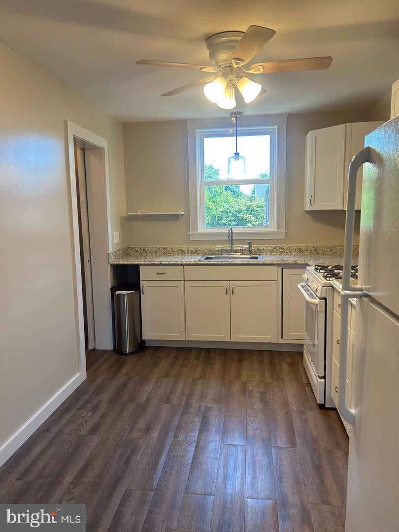 613 BROADWAY B-SECOND FLOOR