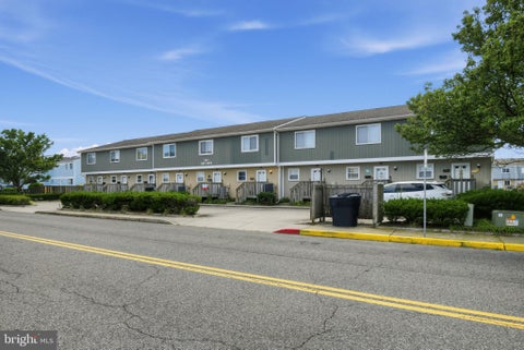 Townhouse For Sale - 507 32nd Street #23<br/> OCEAN CITY, MD 21842