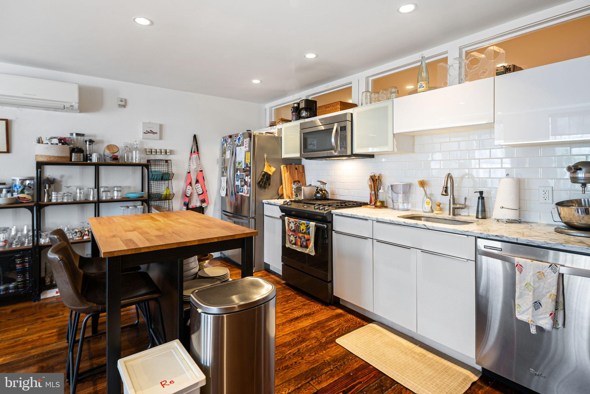 OLD CITY - Residential Lease