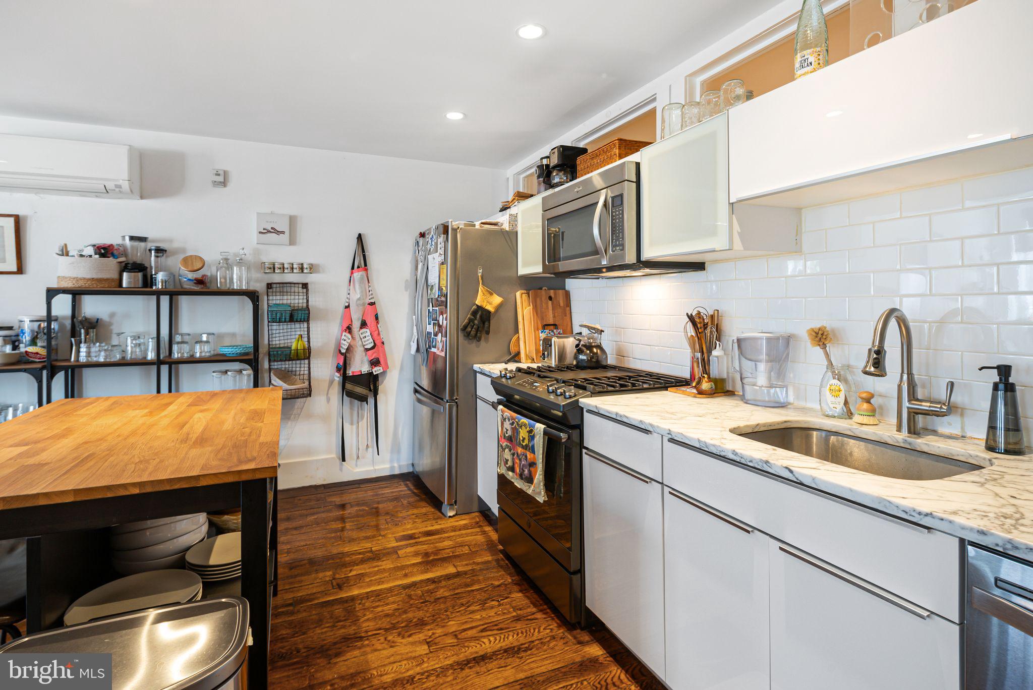 OLD CITY - Residential Lease