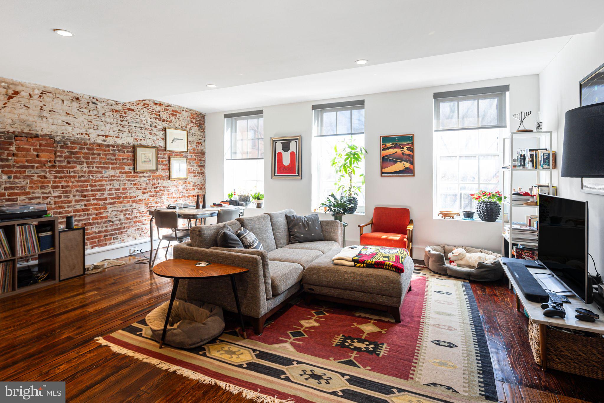 OLD CITY - Residential Lease