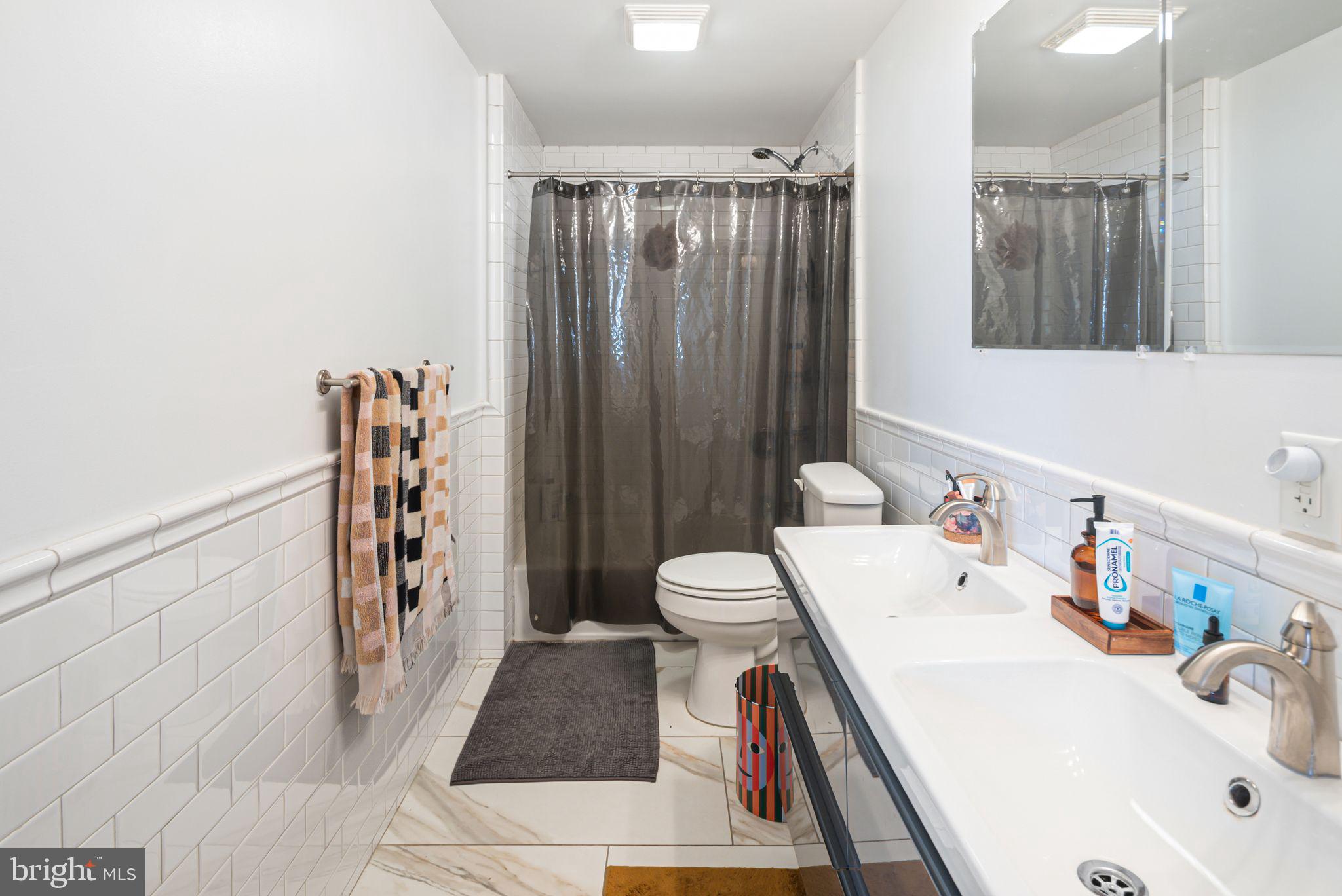 OLD CITY - Residential Lease