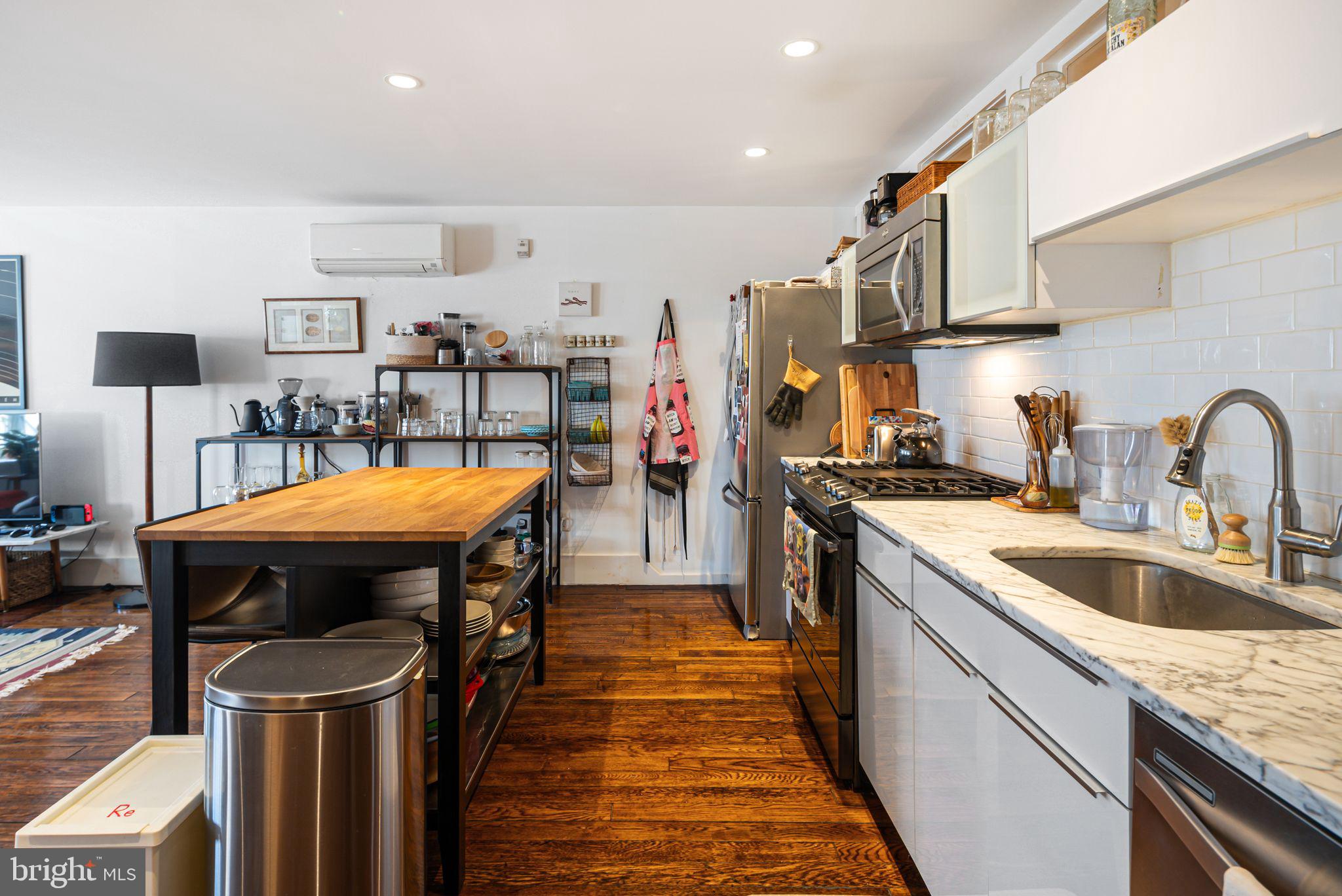 OLD CITY - Residential Lease