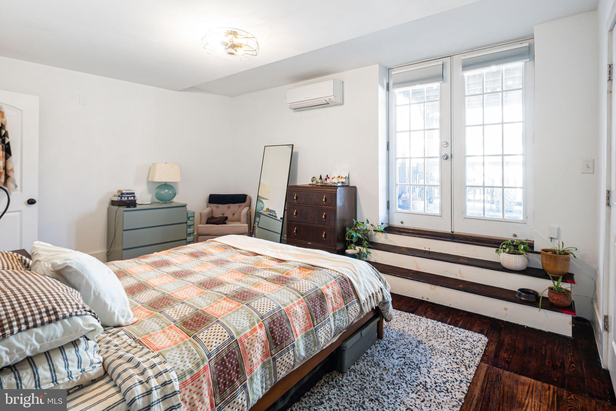 OLD CITY - Residential Lease