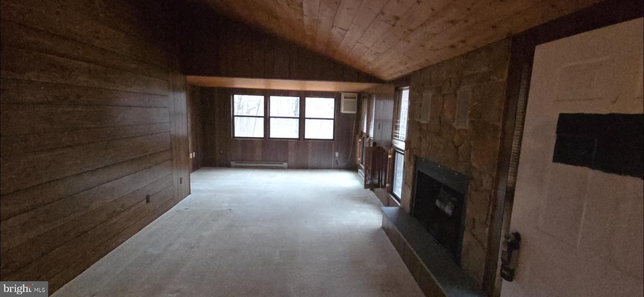 THE WOODS RESORT - Residential