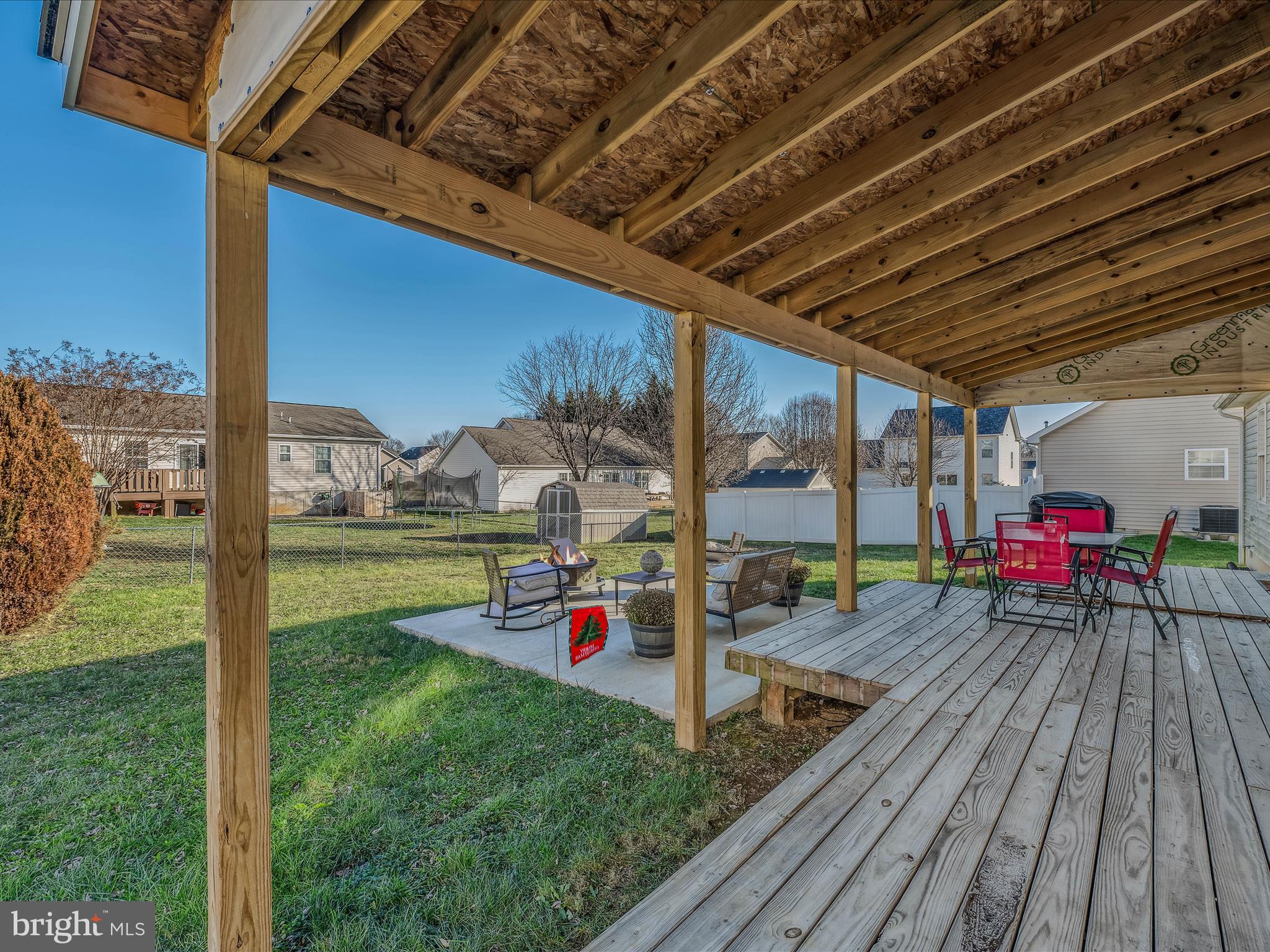 RIDGEFIELD - Residential