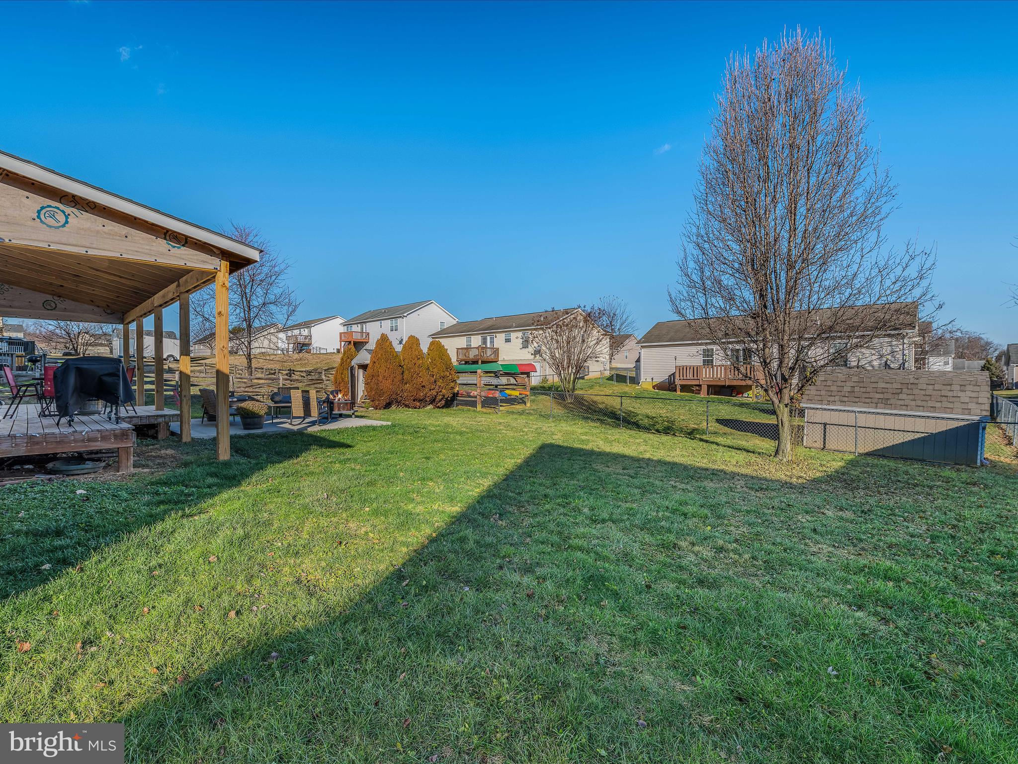 RIDGEFIELD - Residential