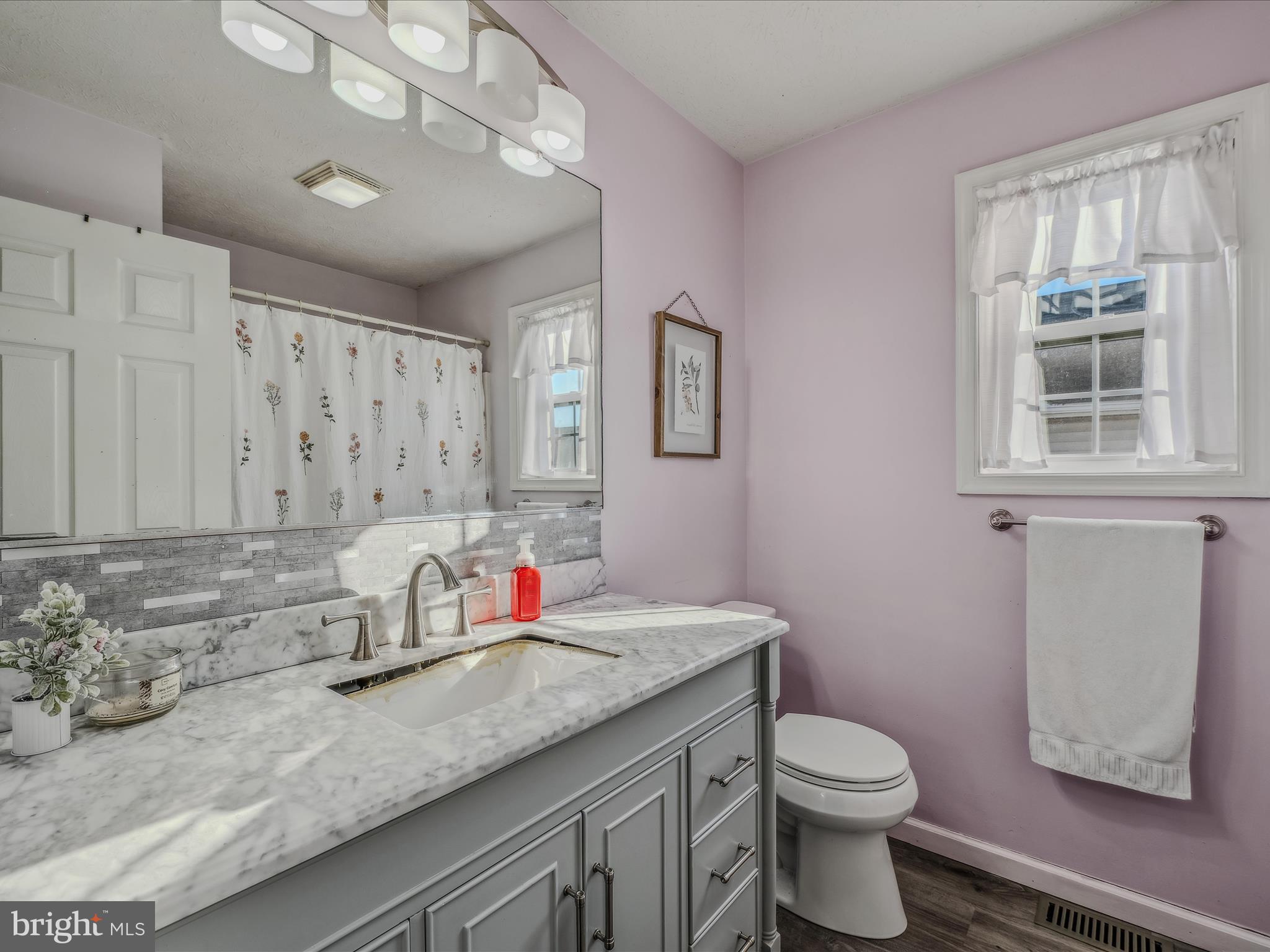 RIDGEFIELD - Residential