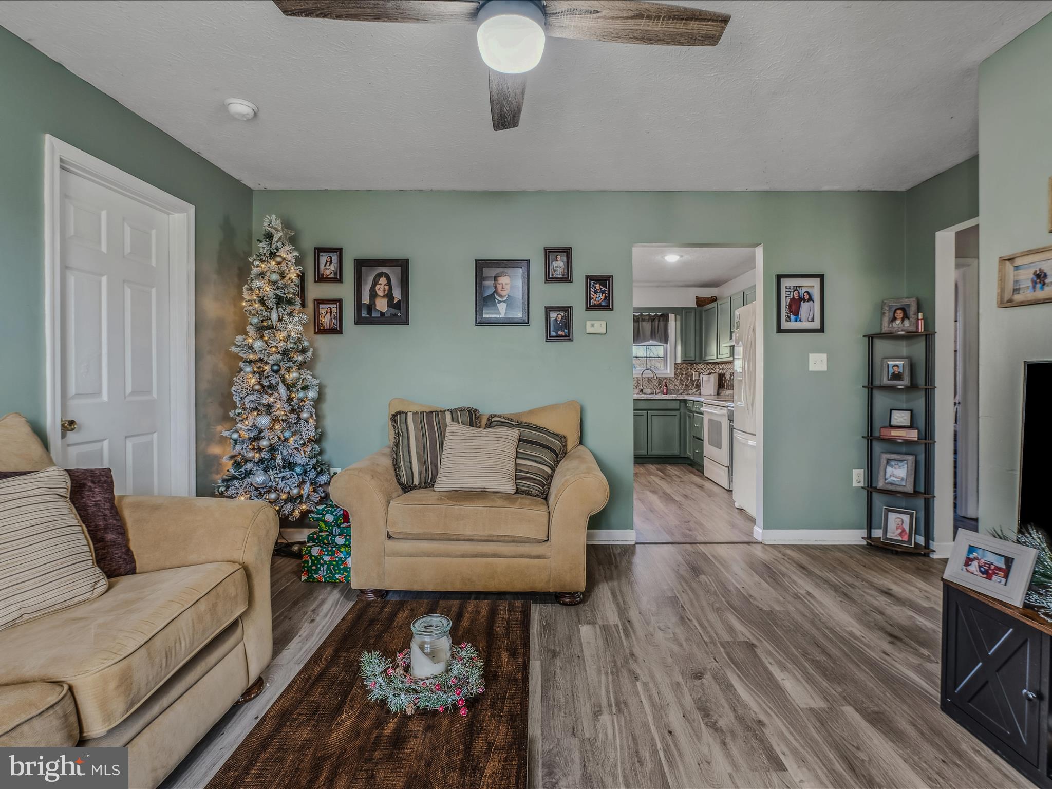 RIDGEFIELD - Residential