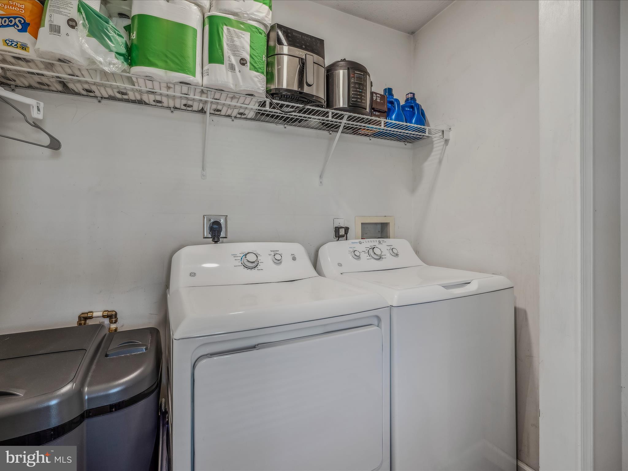 RIDGEFIELD - Residential