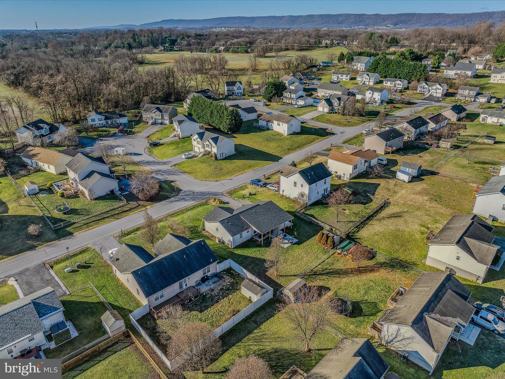 RIDGEFIELD - Residential