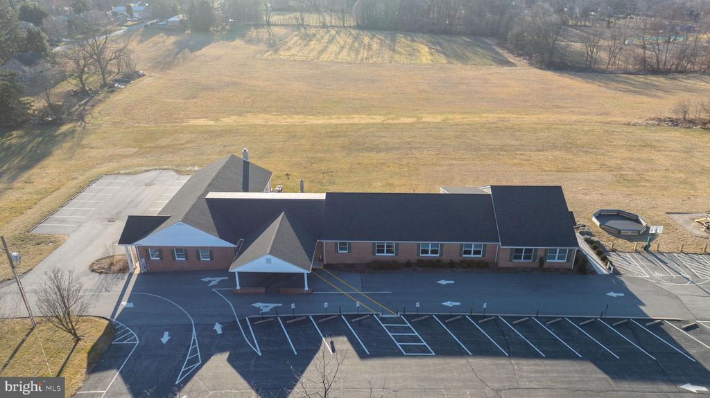 Photo of 121 Walnut Hill Road, MILLERSVILLE, PA 17551 (MLS # PALA2064290)