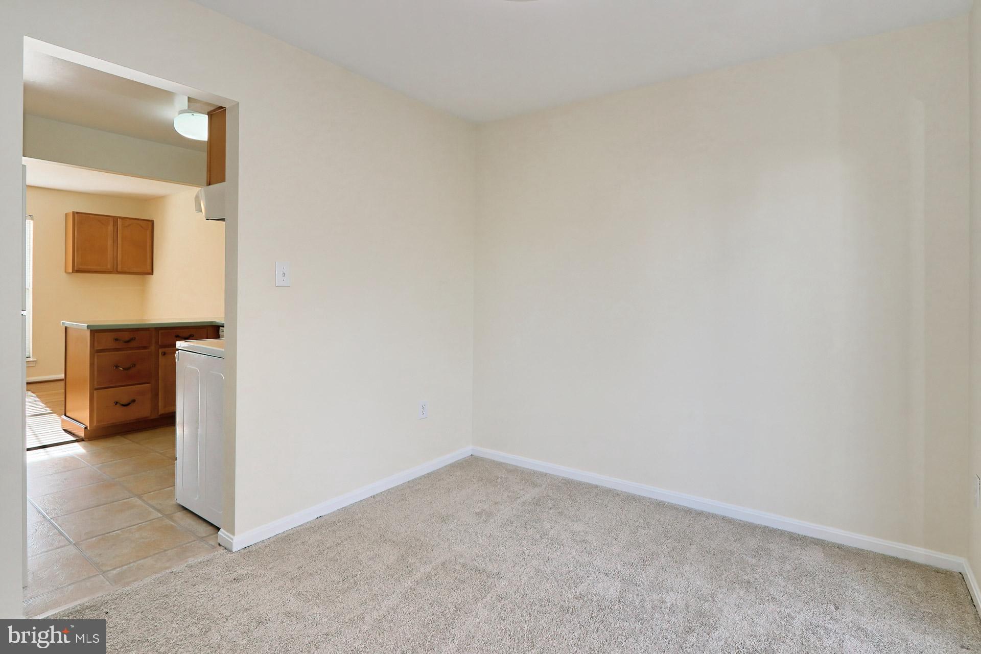 BURKE CENTRE - Residential Lease