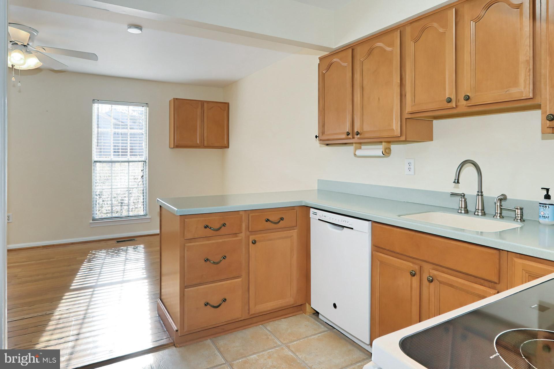 BURKE CENTRE - Residential Lease