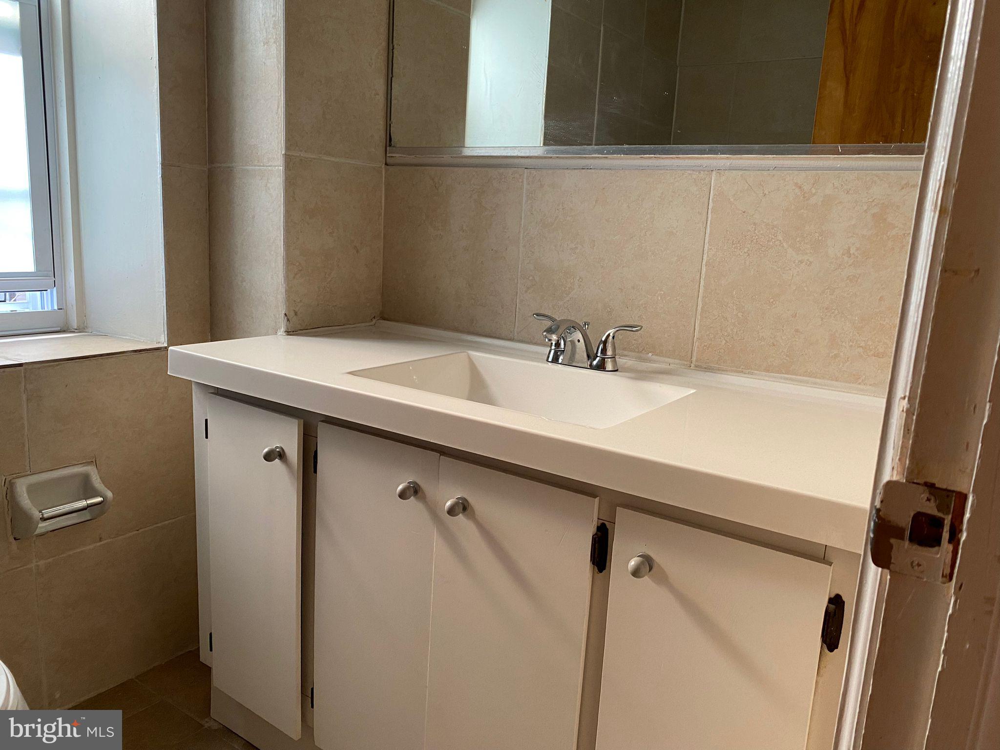 WASHINGTON SQ WEST - Residential Lease