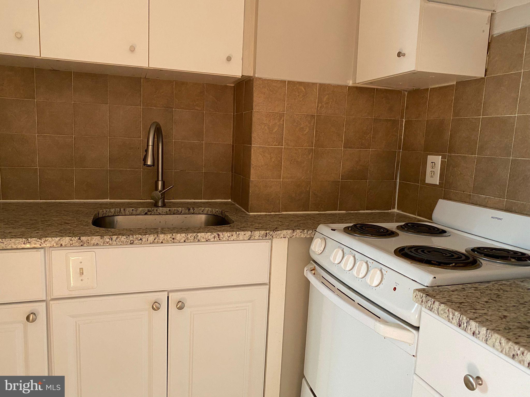 WASHINGTON SQ WEST - Residential Lease