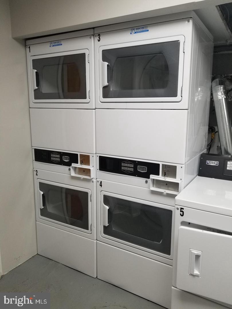 WASHINGTON SQ WEST - Residential Lease