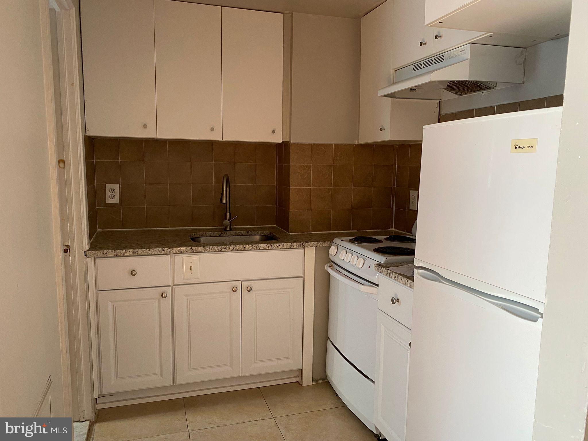 WASHINGTON SQ WEST - Residential Lease