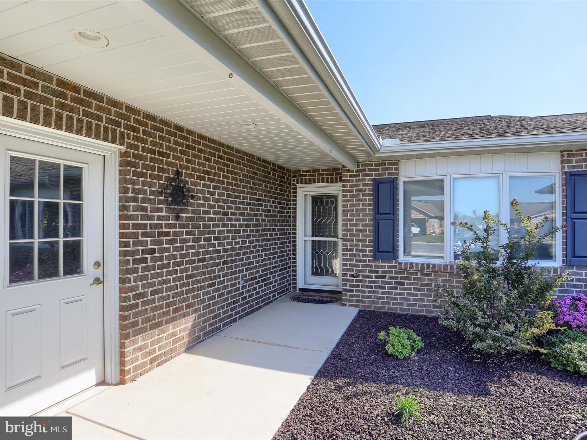 197 PARKWOOD DRIVE 320
