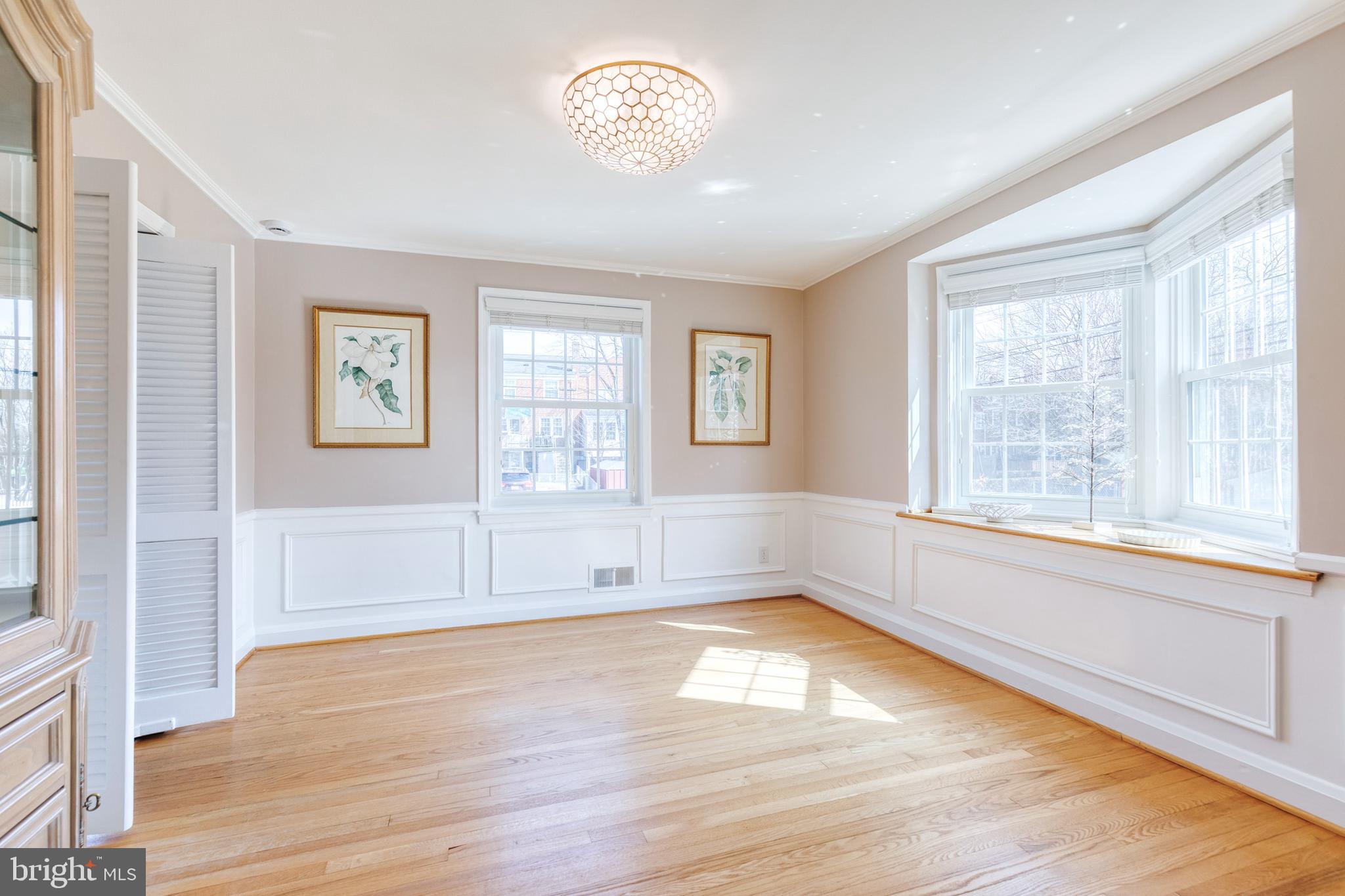 LOCH RAVEN MANOR - Residential