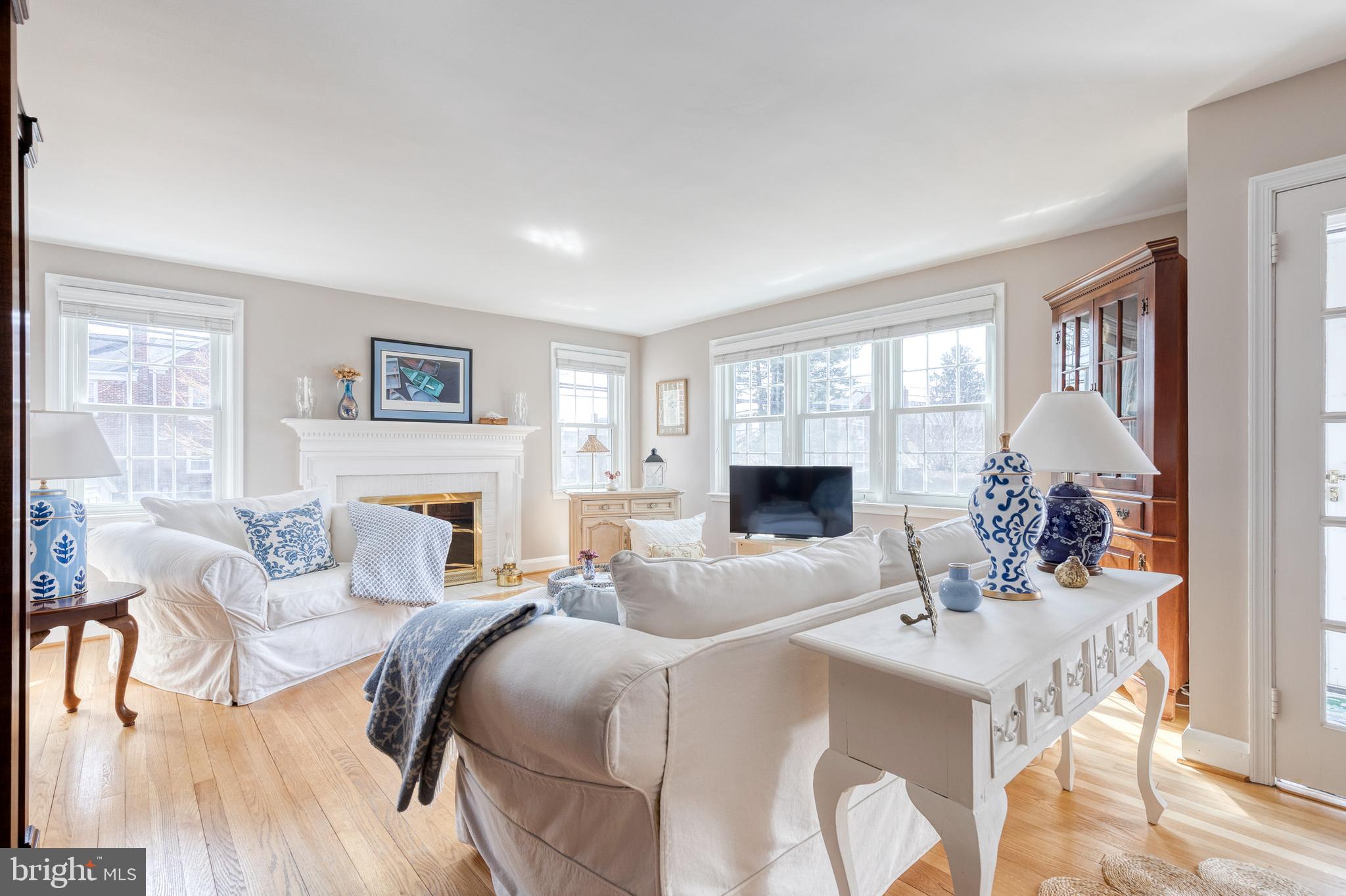 LOCH RAVEN MANOR - Residential