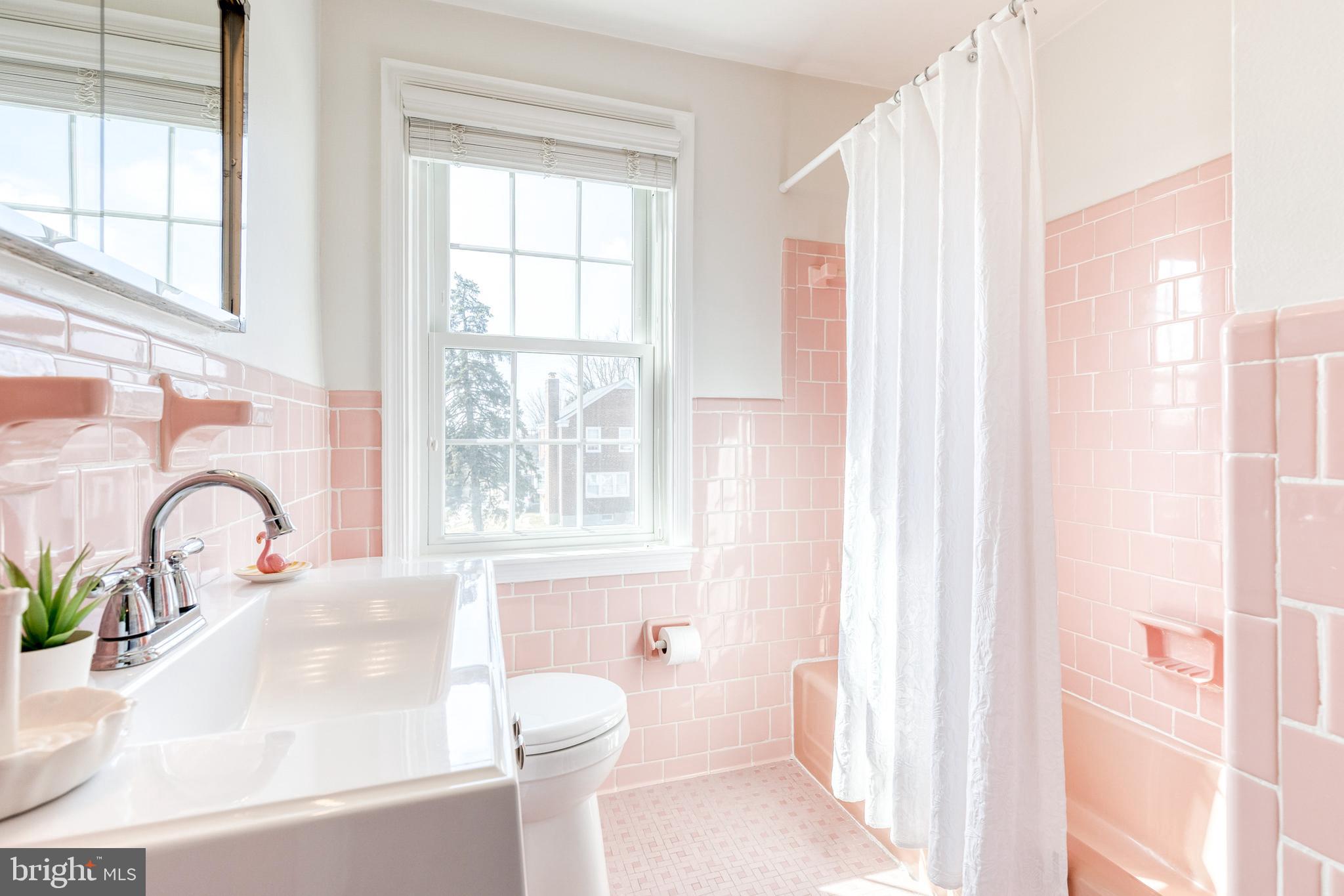 LOCH RAVEN MANOR - Residential