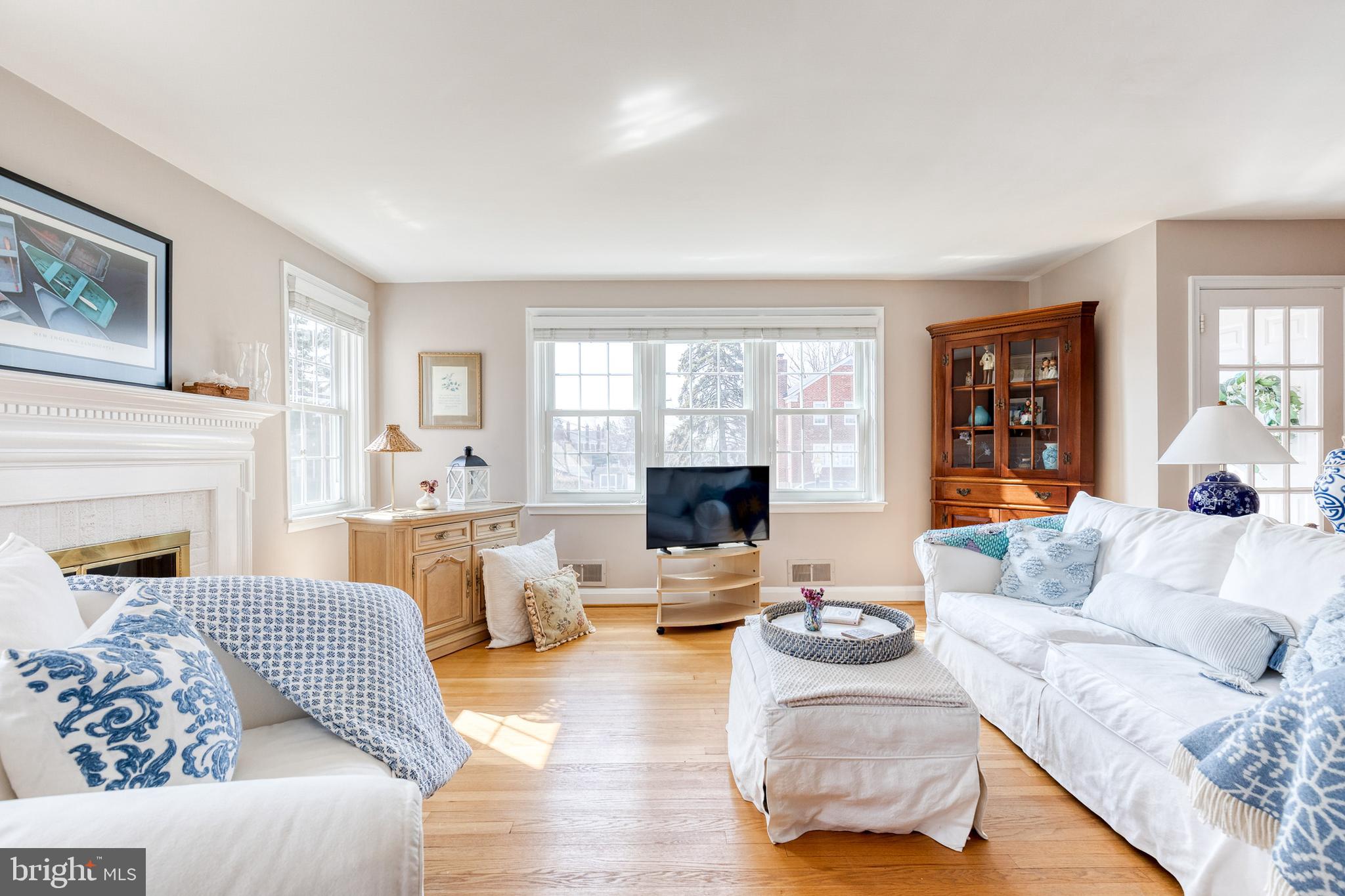 LOCH RAVEN MANOR - Residential