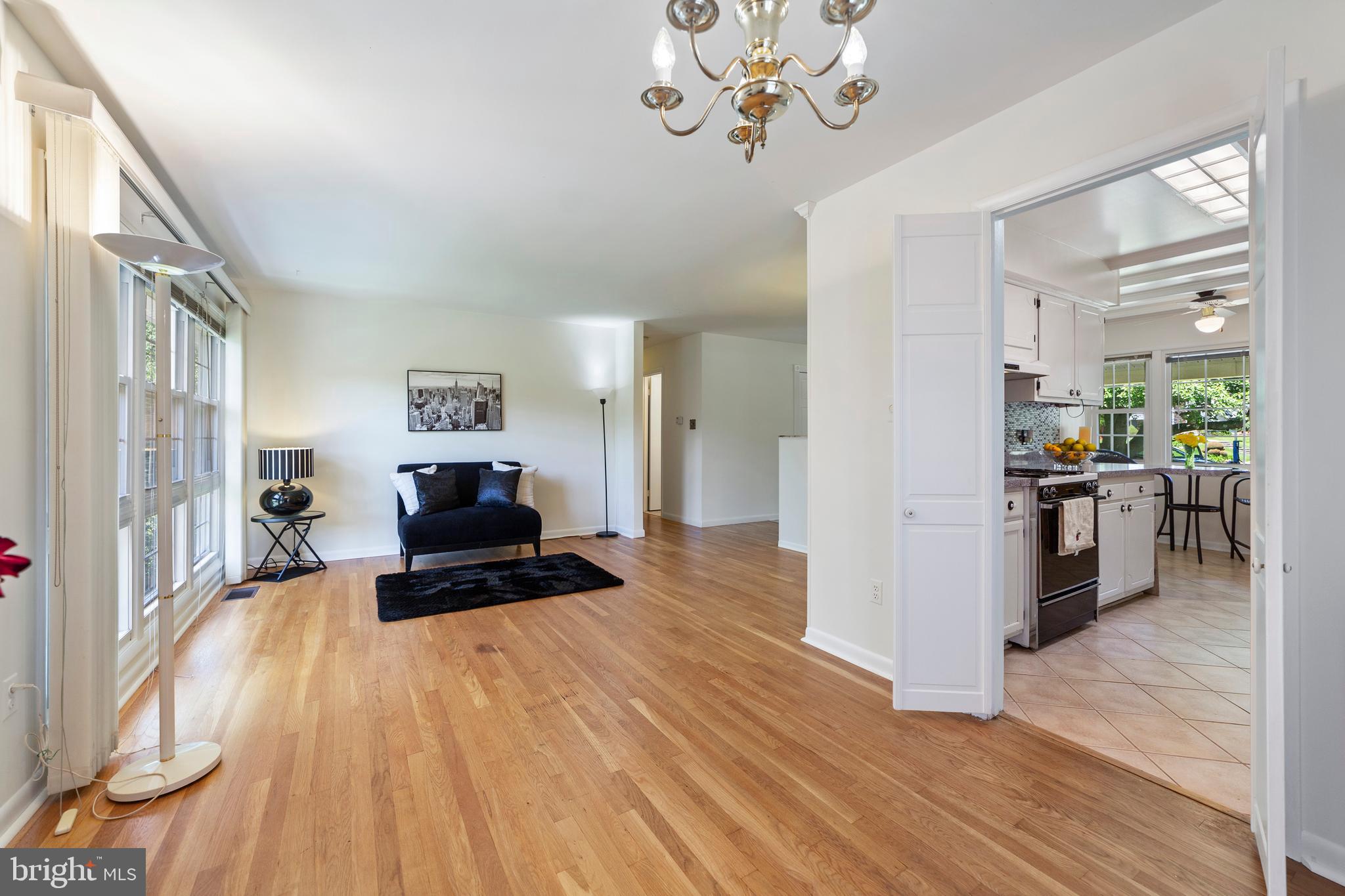 ROCK CREEK MANOR - Residential
