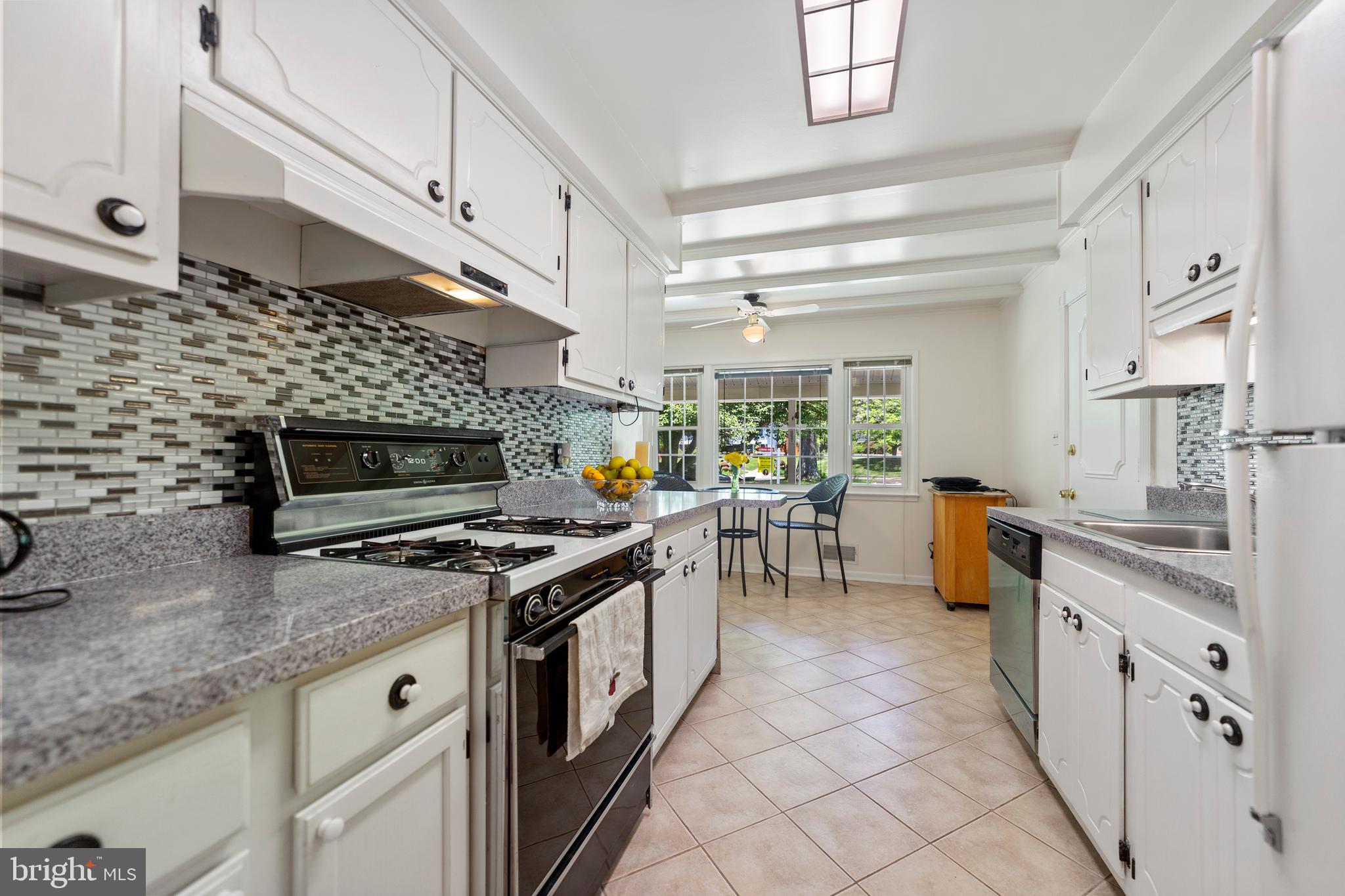 ROCK CREEK MANOR - Residential