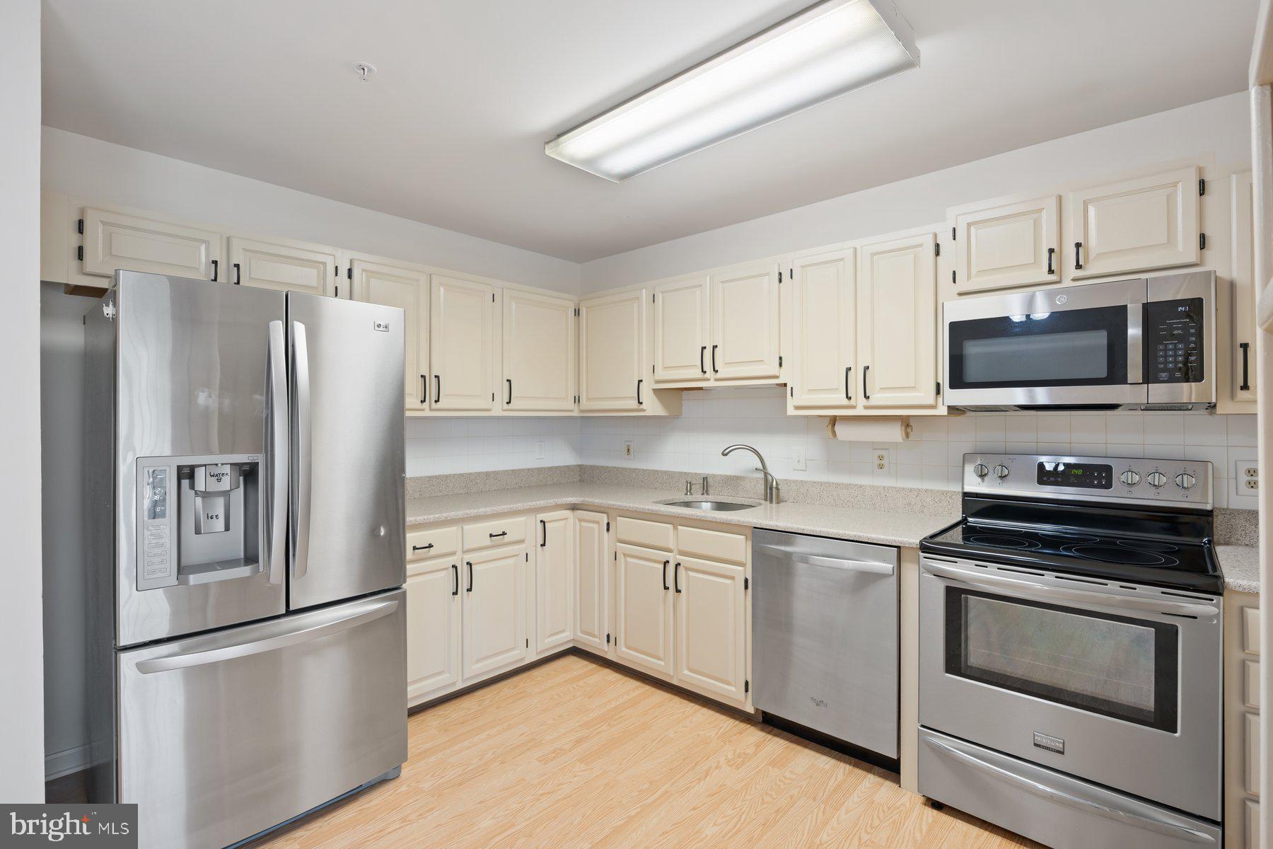 SILVER RIDGE - Residential