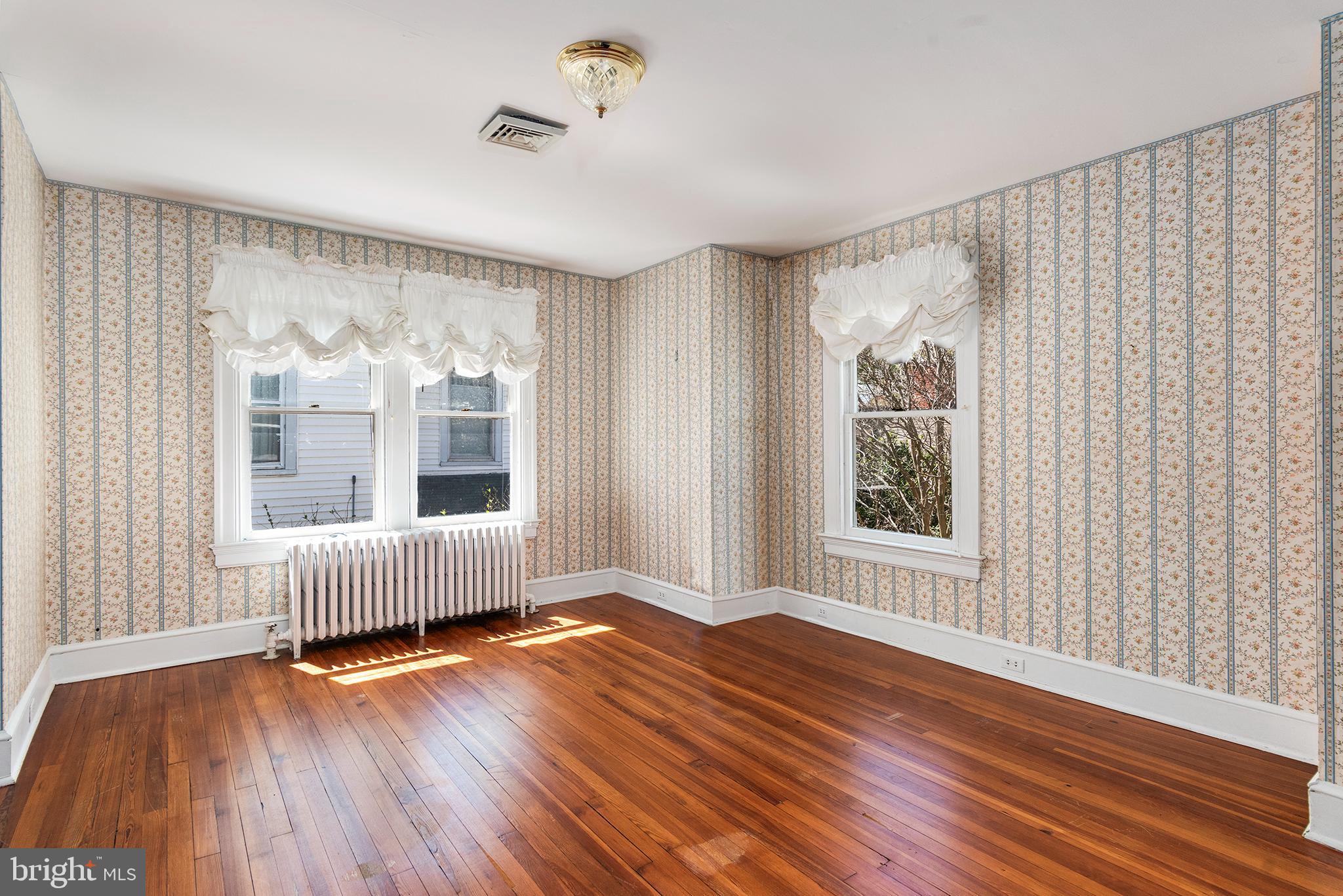 HISTORIC CHESTERTOWN - Residential