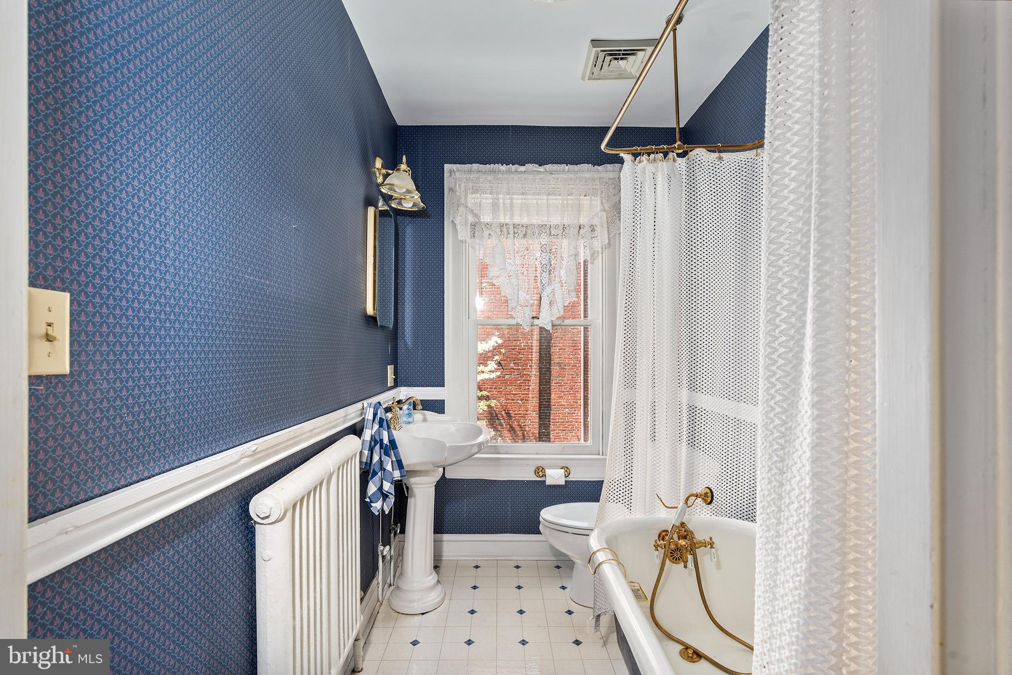 HISTORIC CHESTERTOWN - Residential