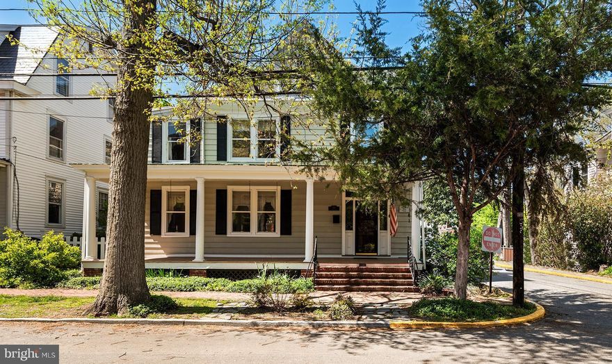 Queen Street Gem! Located in the historic section of Chestertown, walk to the restaurants, shops, theater, farmer's market, and waterfront.  Beautiful woodwork and pocket doors. Spacious rooms, hardwood flooring, solid wood doors, thick moldings, and ample closet space. Featuring 5 bedrooms and 2.5 baths, with 3 bedrooms on the second floor and 2 additional bedrooms on the 3rd floor. Bathrooms have been updated.  Wide front porch. Adorable fenced-in rear courtyard.  This property has a ton of character and charm.  Just waiting for its new owners!