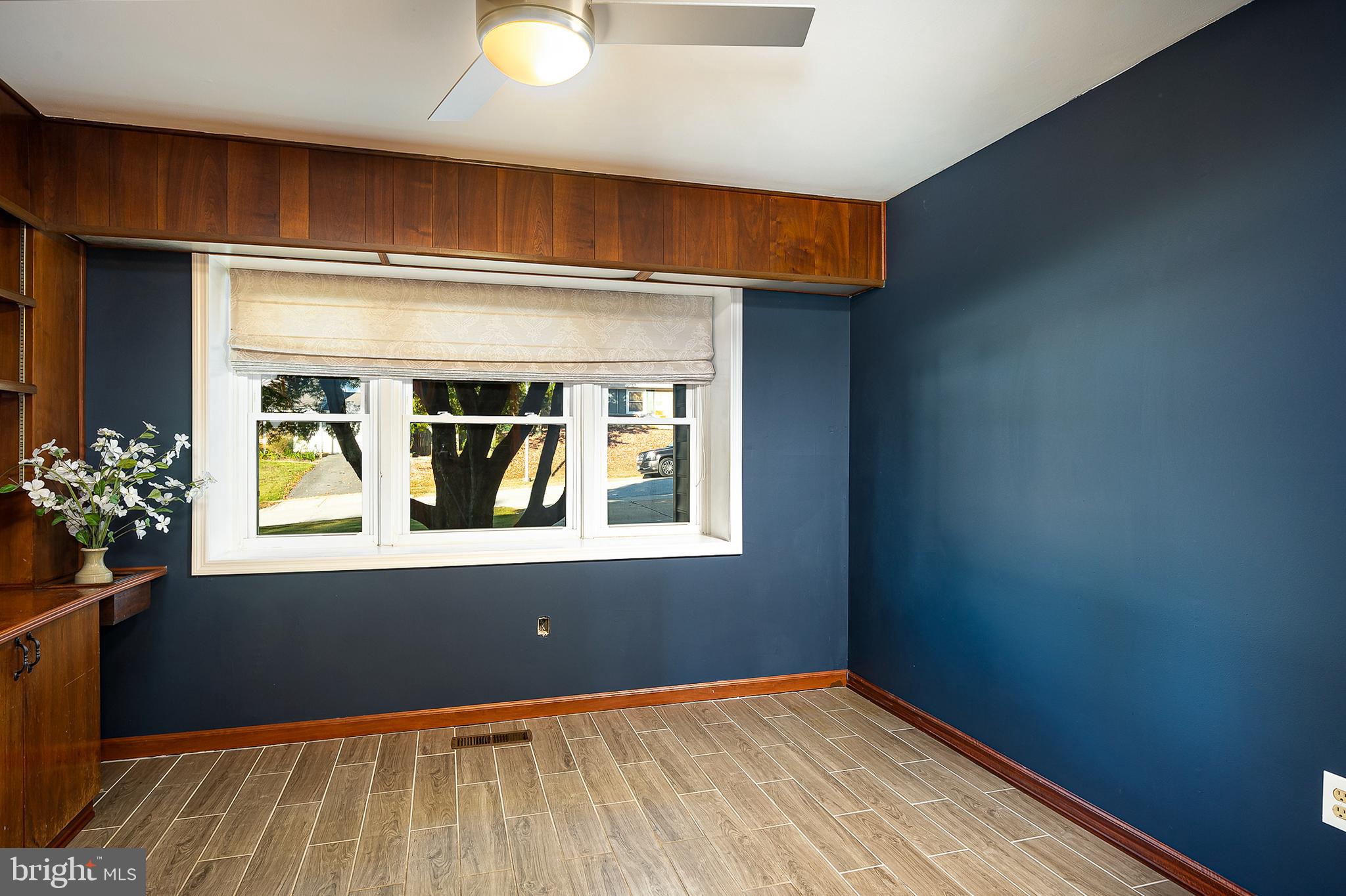 FOXHILL AT BELAIR - Residential