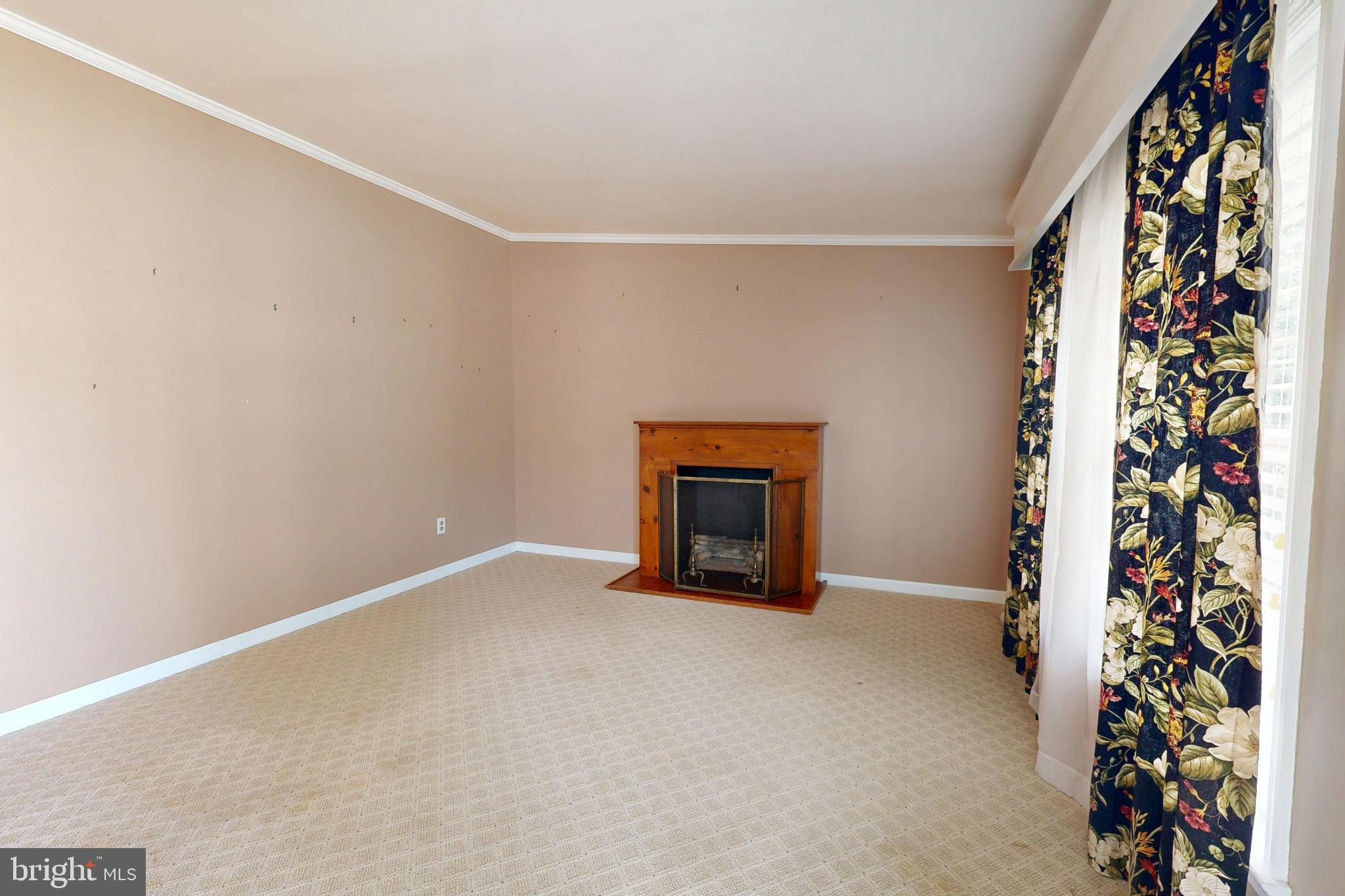 1 VICTORIA COURT