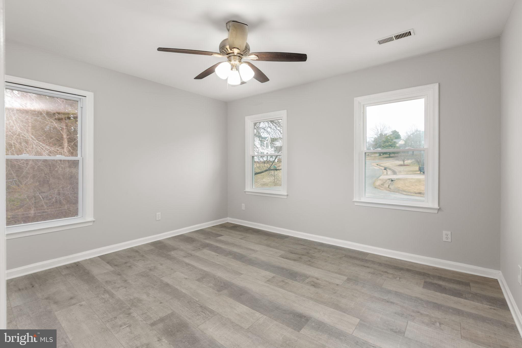 CAMELOT - Residential