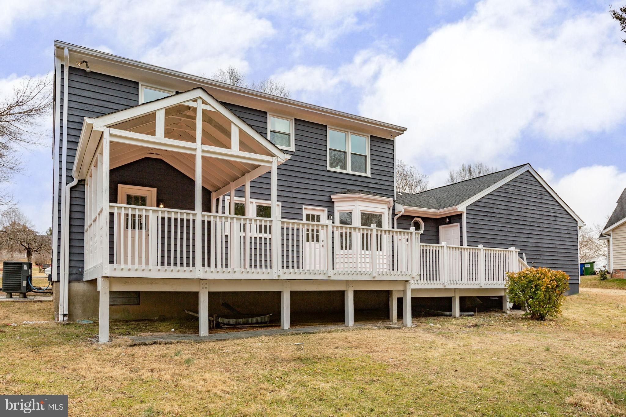 CAMELOT - Residential