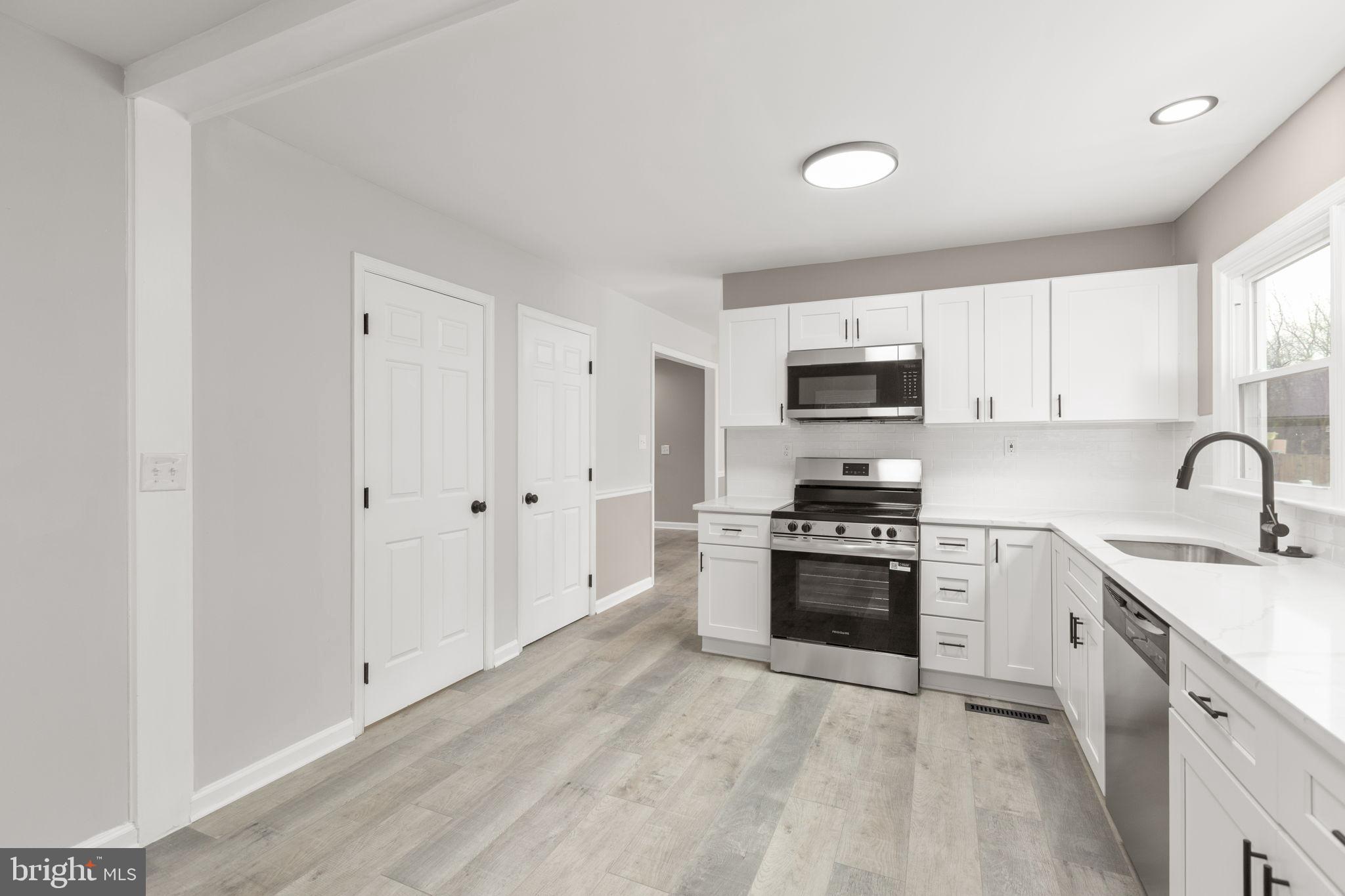 CAMELOT - Residential