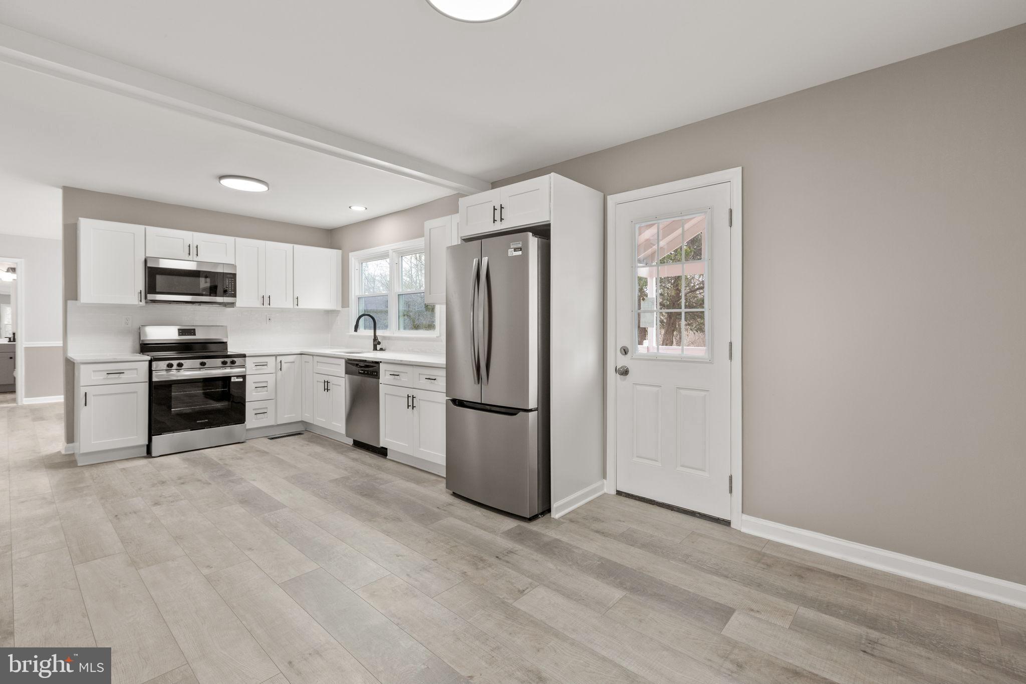 CAMELOT - Residential