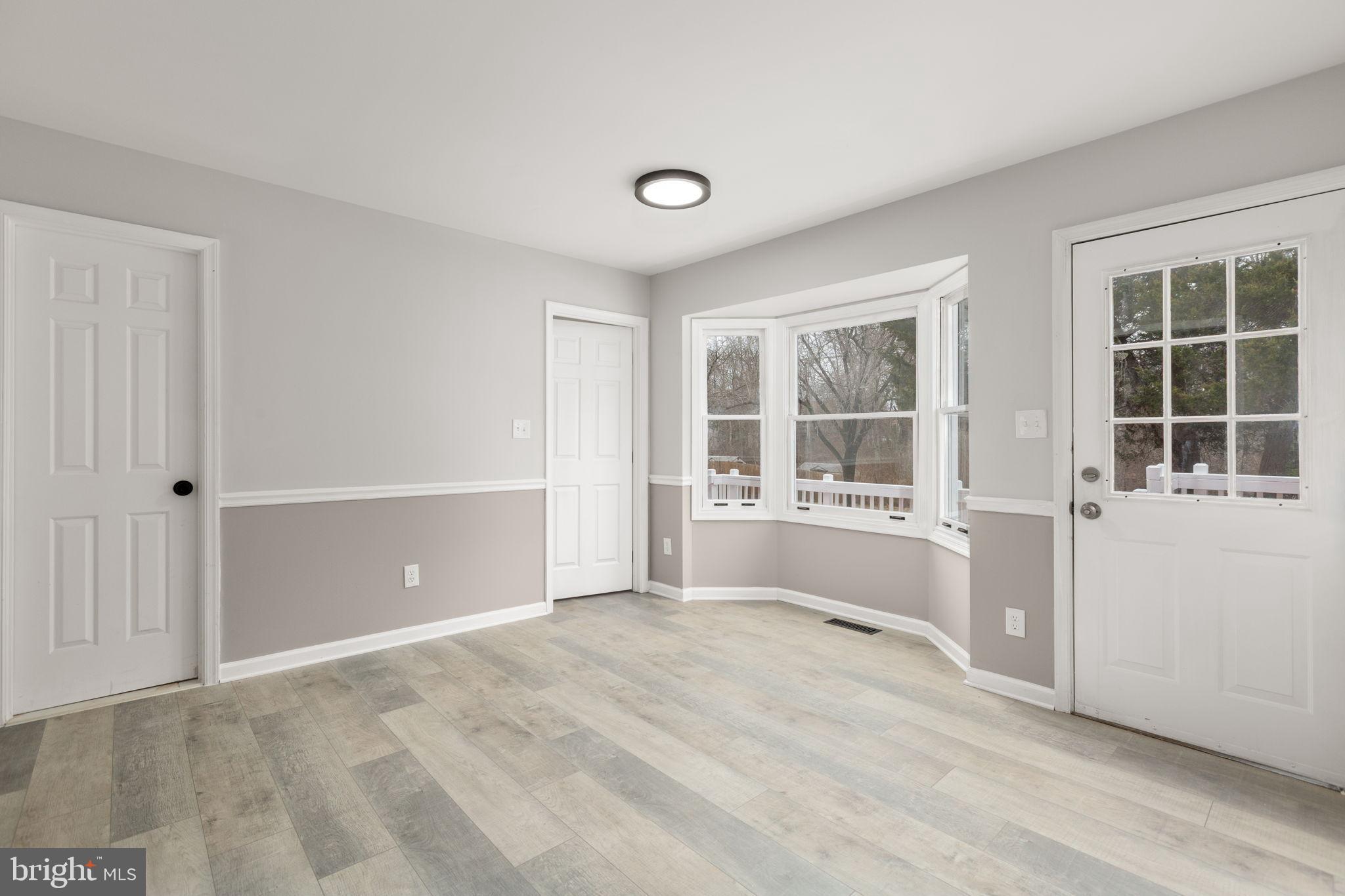 CAMELOT - Residential